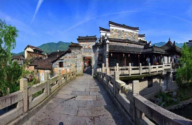 坦克出行
